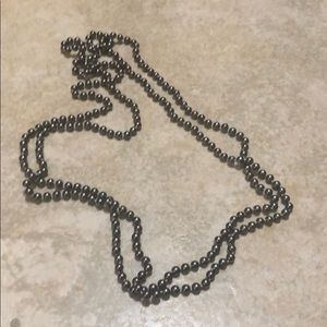 Close out faux black pearl single